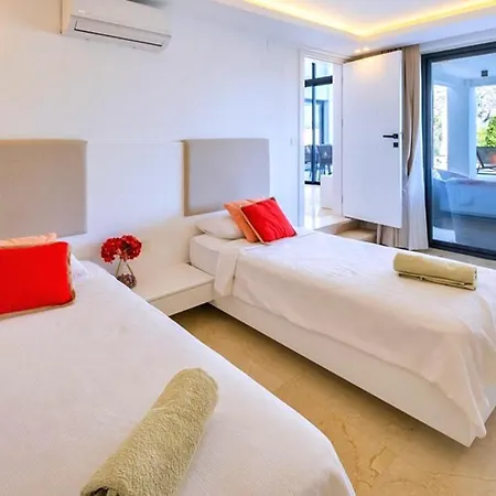 5 Bedroom Close To The Town 1304 * Kalkan
