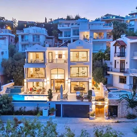 5 Bedroom Close To The Town 1304 Villa Kalkan