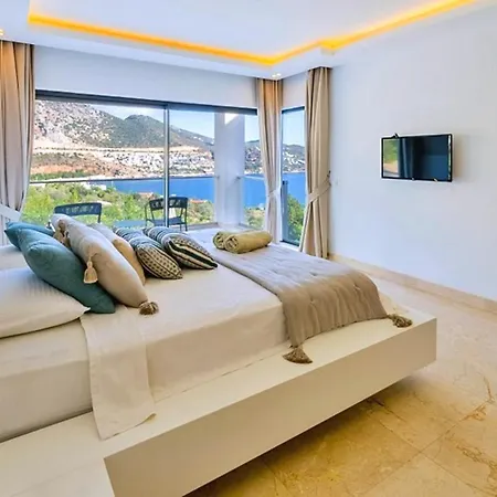 5 Bedroom Close To The Town 1304 Willa Kalkan