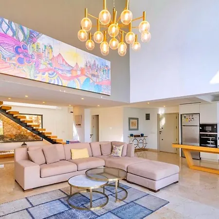 5 Bedroom Close To The Town 1304 Willa Kalkan